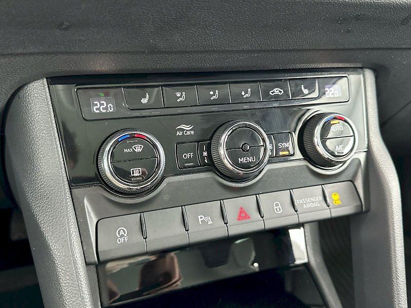 Škoda Karoq (2024) DSG 1.5TSI 110kW Selection Fre - fotka 19 z 31