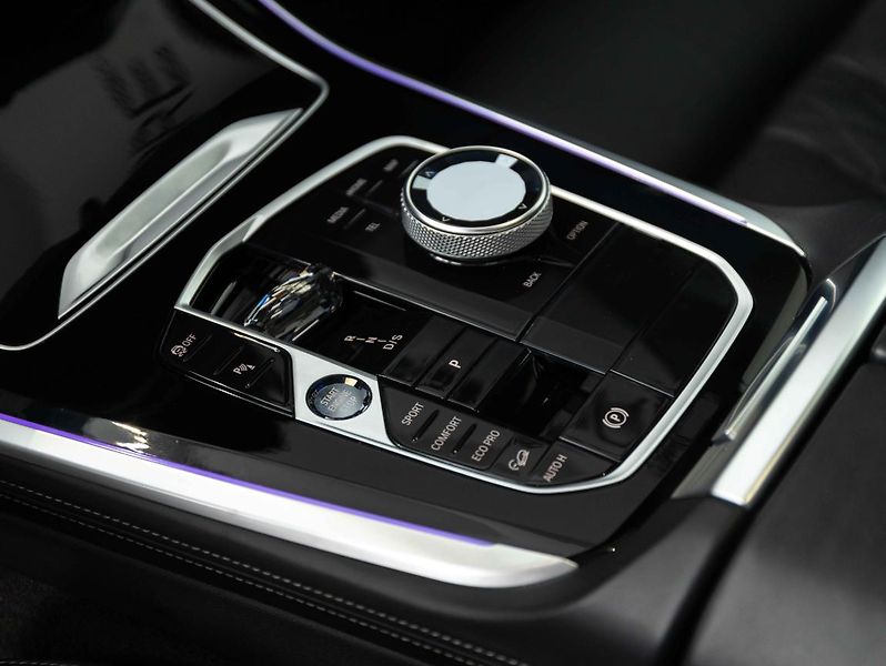 BMW X5 xDrive30d - fotka 15 z 24
