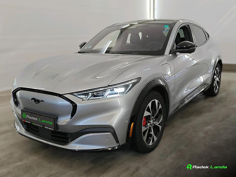 Ford Mustang Mach-E (2021) AWD 76 kWh | SOH 94 %, 4×4 - fotka 3 z 9