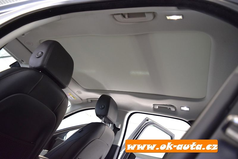 Jaguar F-Pace 2.0 D AWD S 83 000 KM 2021 - fotka 21 z 65