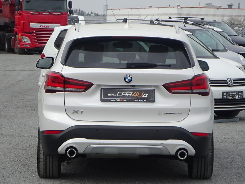 BMW X1 2.0d X-Drive Msport DPH - fotka 31 z 35