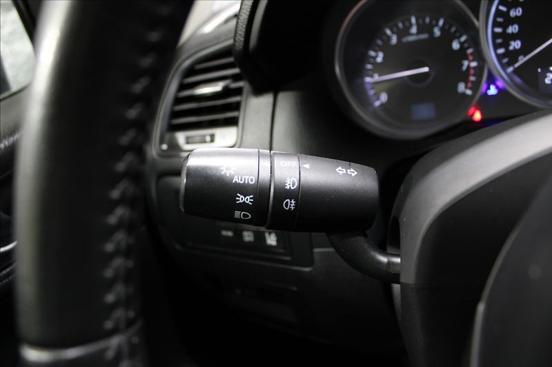Mazda CX-5 2,0 Skyactiv AWD - fotka 15 z 33