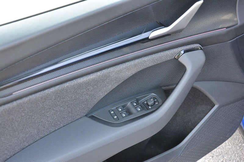 Škoda Kodiaq (2024) 2.0 TDI 110 kW DSG 7 Automat. - fotka 12 z 26