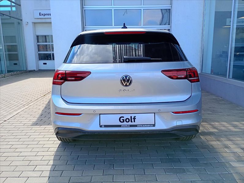 Volkswagen Golf (2026) 1,5 TSI 85kW 6G  People - fotka 6 z 15