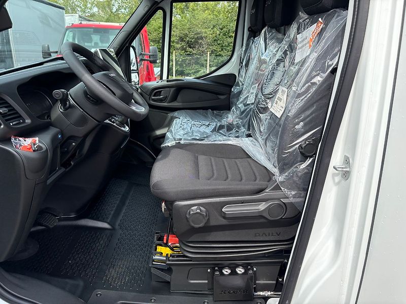Iveco Daily (2026) 3.0, Automat, 10EP, Hydr. čelo - fotka 10 z 24