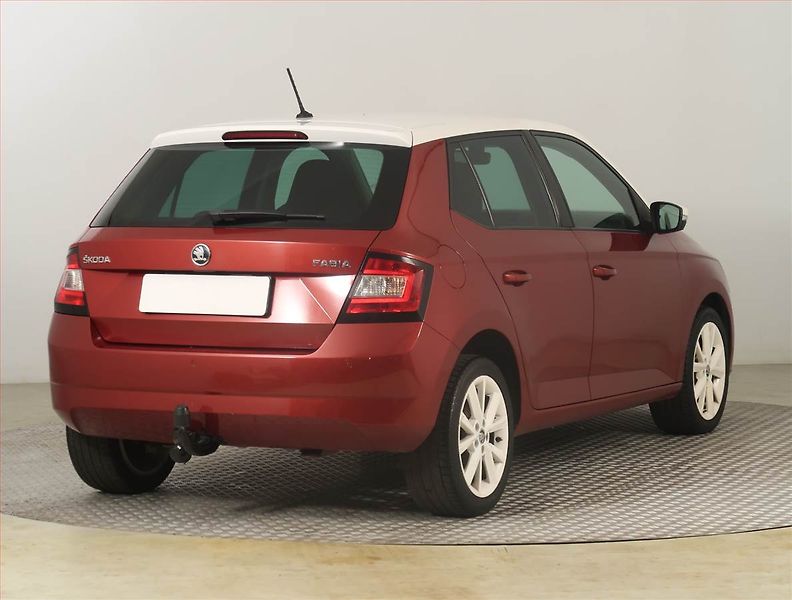Škoda Fabia (2014) 1.2 TSI, Serv.kniha, Tempomat - fotka 5 z 20