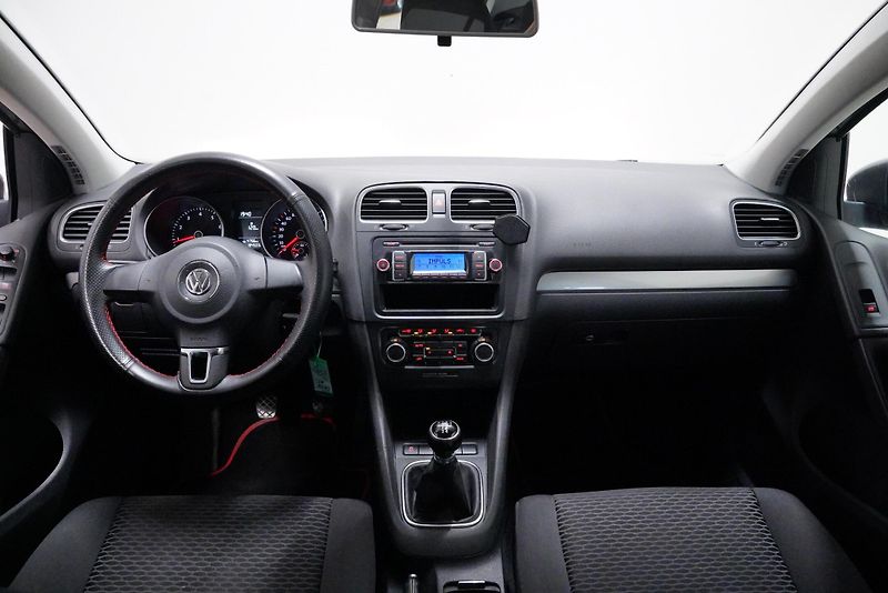 Volkswagen Golf - fotka 6 z 6