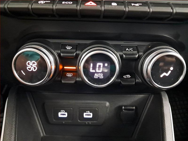 Dacia Duster (2022) Prestige 1.5 Blue dCi, ČR - fotka 13 z 18