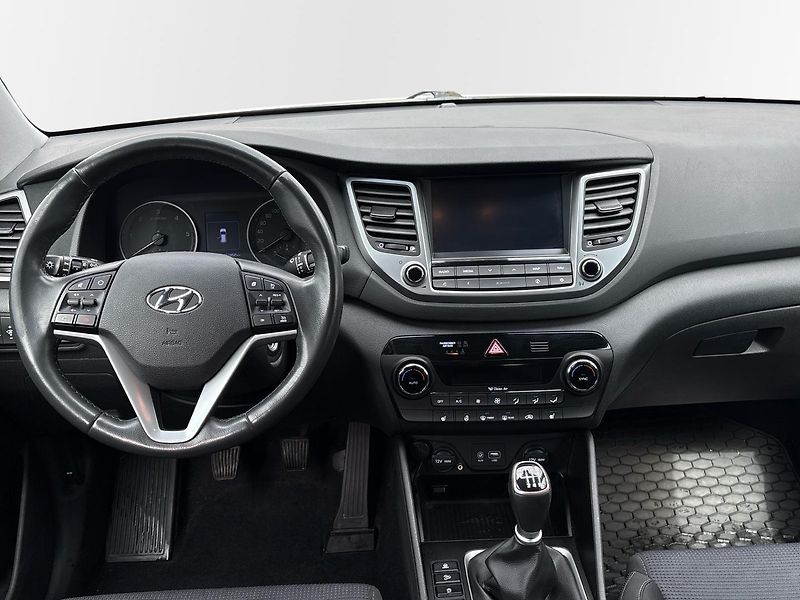Hyundai Tucson (2017)  1.7 CRDI 85kW Czech Edition 4 - fotka 5 z 25