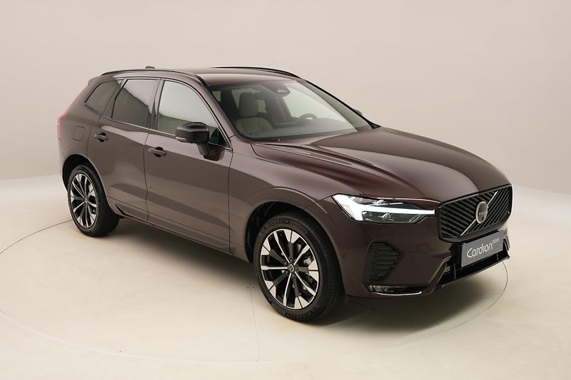 Volvo XC60 (2026) B5 AWD AUT DARK PLUS  - fotka 16 z 62