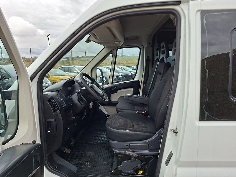 Peugeot Boxer FG 3300 L2H2 2,0 BHDi 6.Míst - fotka 12 z 21