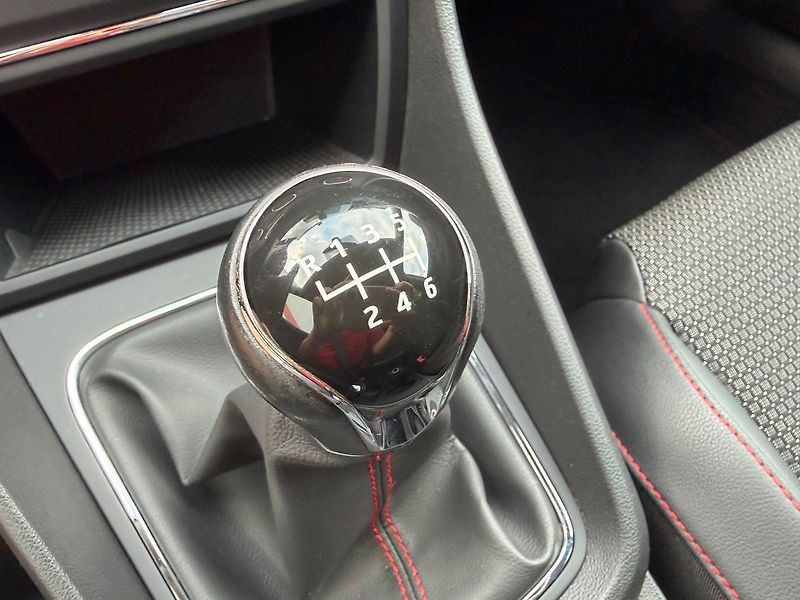 Seat Leon 1.4 TSi FR, Serviska, 1.Maj - fotka 19 z 22