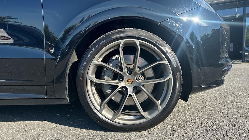 Porsche Cayenne Coupe S 324 KW - fotka 10 z 27