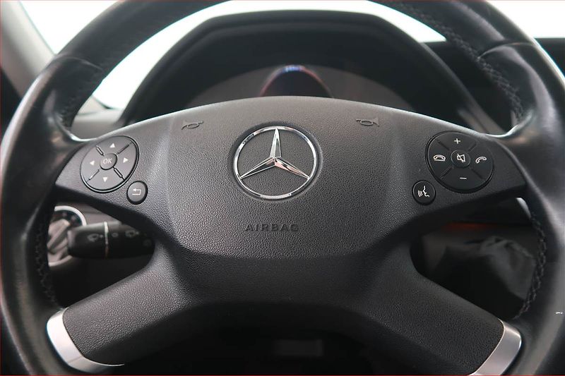 Mercedes-Benz Třídy E (2010) E 250 CDI, Automat, Navi - fotka 16 z 19