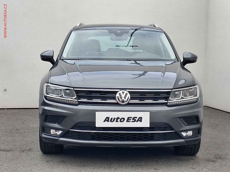 Volkswagen Tiguan (2019) 2.0 TDi, Highline, LED, navi - fotka 2 z 21