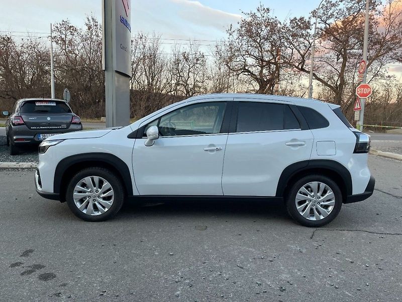 Suzuki S-Cross Premium - fotka 4 z 10