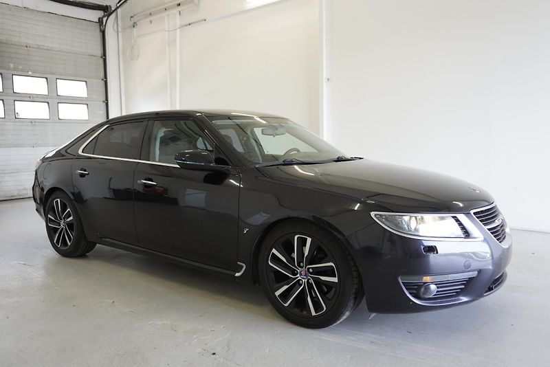 Saab 9-5 1.9 TID4 140kW - fotka 3 z 27