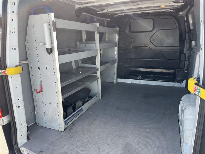 Ford Transit Custom 2,0 TDCi L1 H1 KLIMA VESTAVBA - fotka 31 z 41