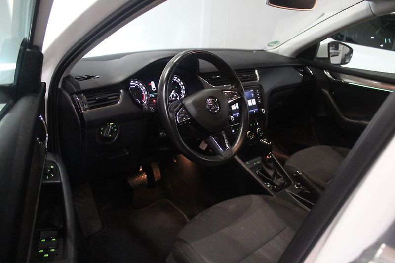 Škoda Octavia (2017) 2.0TDI, 110kW, DSG, FULL LED - fotka 5 z 22