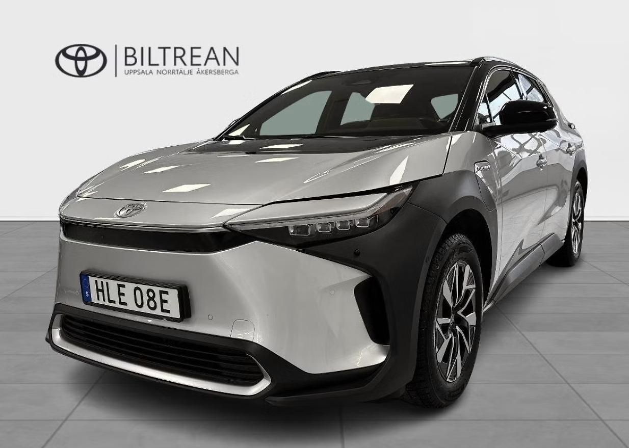 Toyota bZ4X Executive AWD 360k Odvětrávání