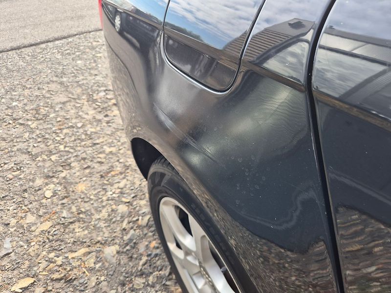 Audi A4 2.0TDi 105kW, tažné, kombi, ČR - fotka 25 z 26
