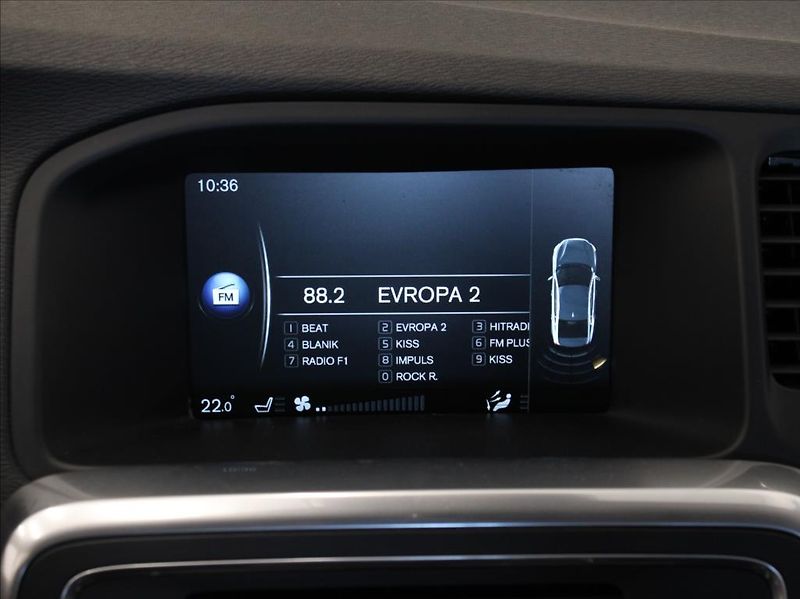 Volvo S60 2,0 D3 110kW MT NAVI Light ČR - fotka 10 z 19