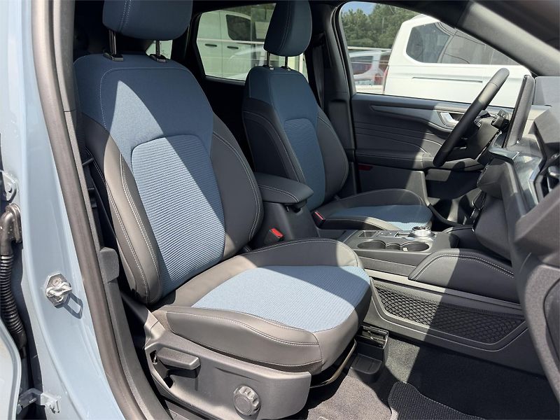 Ford Kuga Bluecruise Edition, 5dveřová, - fotka 9 z 21