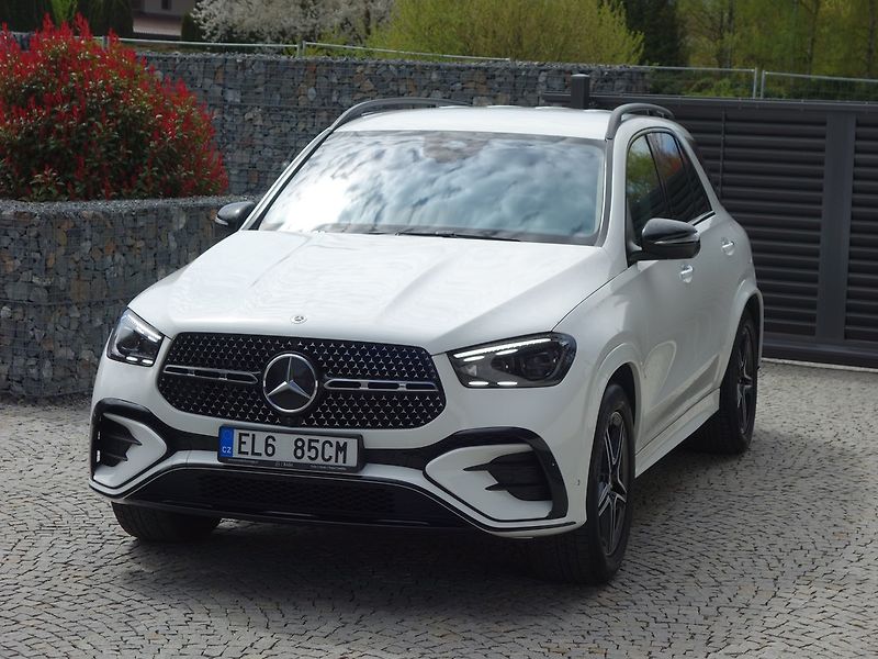 Mercedes-Benz GLE (2024) 350de*4M*HYBRID*AMG*REZERVACE! - fotka 7 z 50