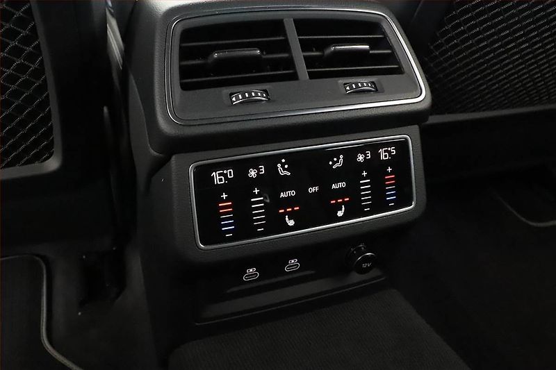Audi A6 Allroad (2022) 55 TDI - fotka 27 z 31