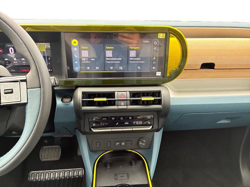 Fiat Grande Panda (2026) La Prima 1.2 Turbo Hybrid 110k - fotka 11 z 15