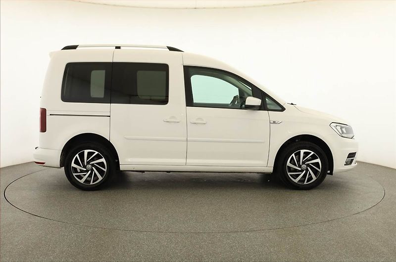 Volkswagen Caddy (2019) 2.0 TDI, 5Míst, ČR, 1Maj, DPH - fotka 6 z 17