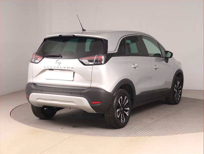 Opel Crossland X (2023) Elegance 1.2 Turbo, Kůže, Navi - fotka 5 z 16