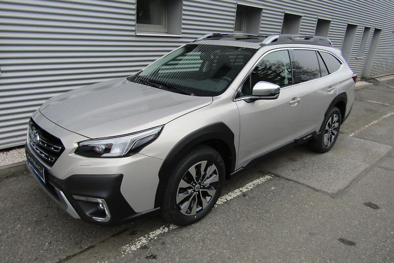 Subaru Outback (2025) 2,5i TOURING MY25.5 - fotka 3 z 62