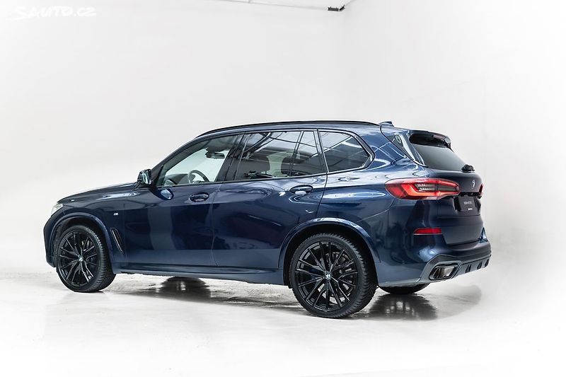 BMW X5 xDrive40d*vzduch*pano*záruka - fotka 5 z 44