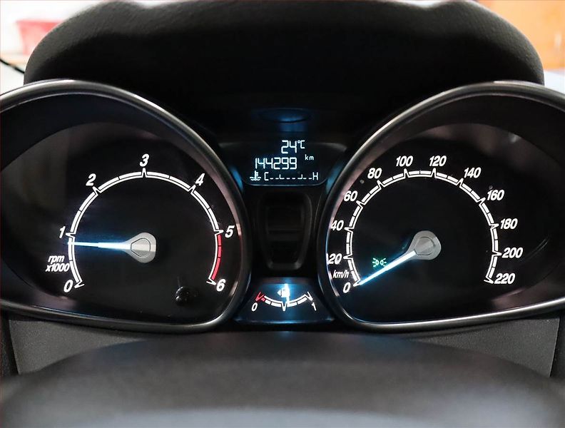 Ford Fiesta (2016) 1.5 TDCi, v dobrém stavu - fotka 11 z 16