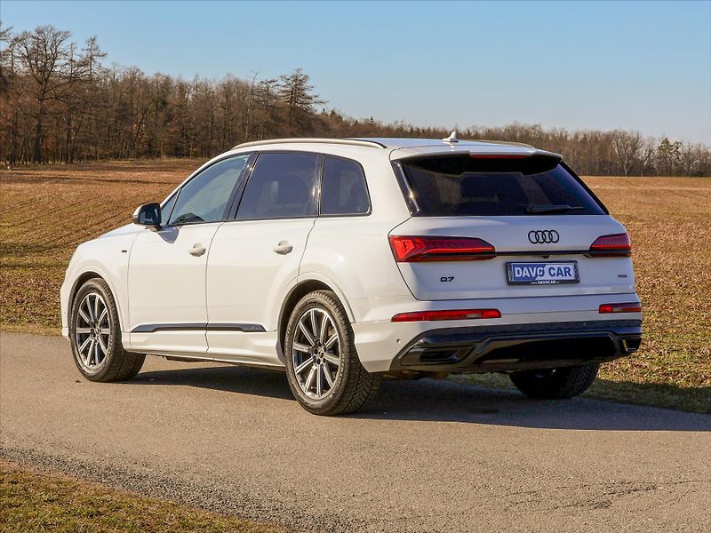 Audi Q7 3,0 TDI quattro tiptronic S li - fotka 5 z 42