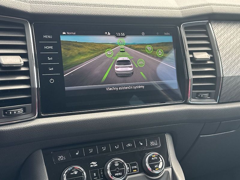 Škoda Kodiaq (2023) 2.0 TSI 4x4 DSG Style Plus - fotka 23 z 36