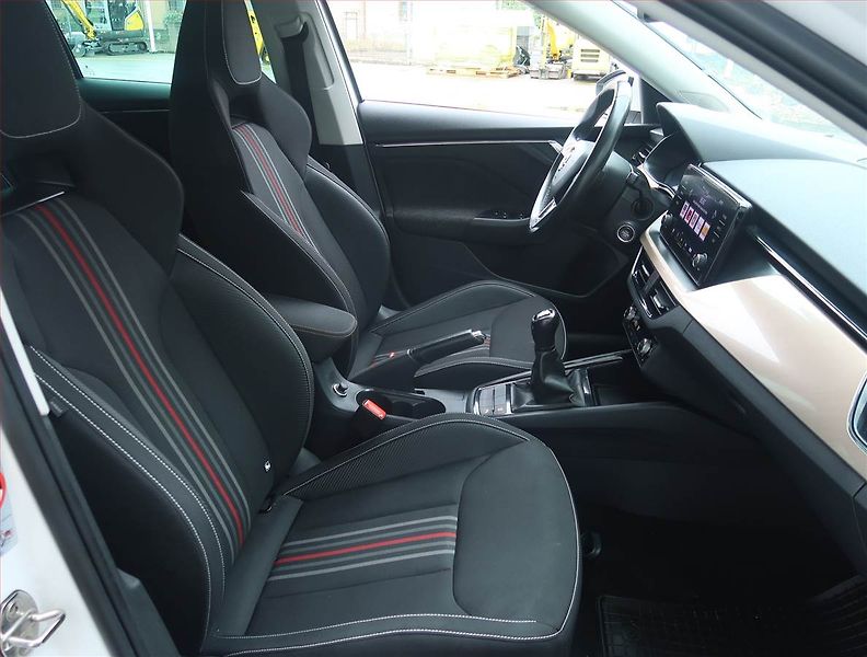 Škoda Scala (2020) Style 1.0 TSI, Tempomat - fotka 9 z 20