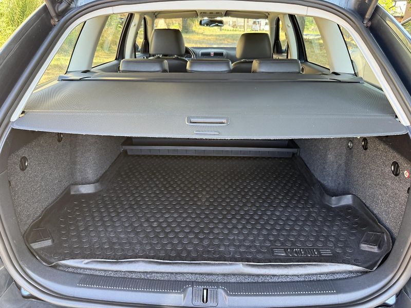 Škoda Octavia 1,6i 75kW ELEGANCE - fotka 7 z 20