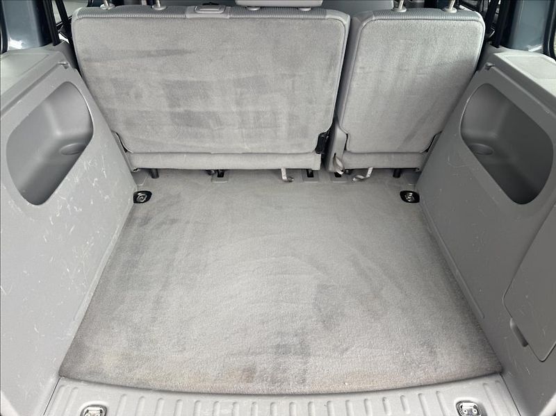 Volkswagen Caddy 1,6 i Klima - fotka 7 z 18