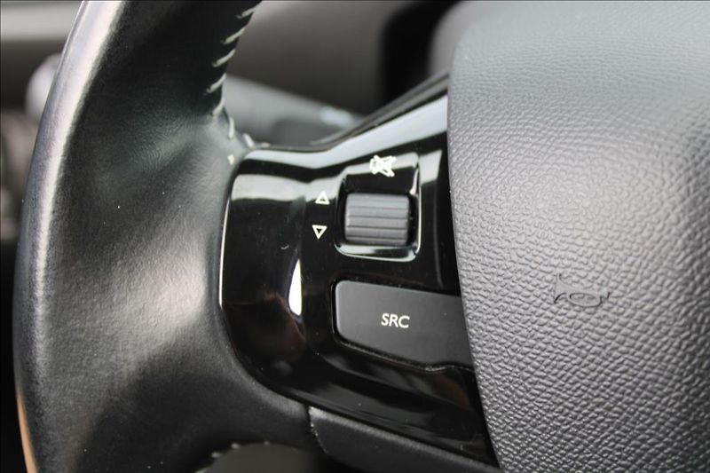 Peugeot 308 1,6 HDi  1.maj.,ČR,73.469km - fotka 16 z 24