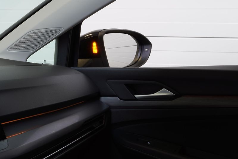 Volkswagen Golf 2.0TDI,110kW,DSG,Style,ČR,Kame - fotka 12 z 36
