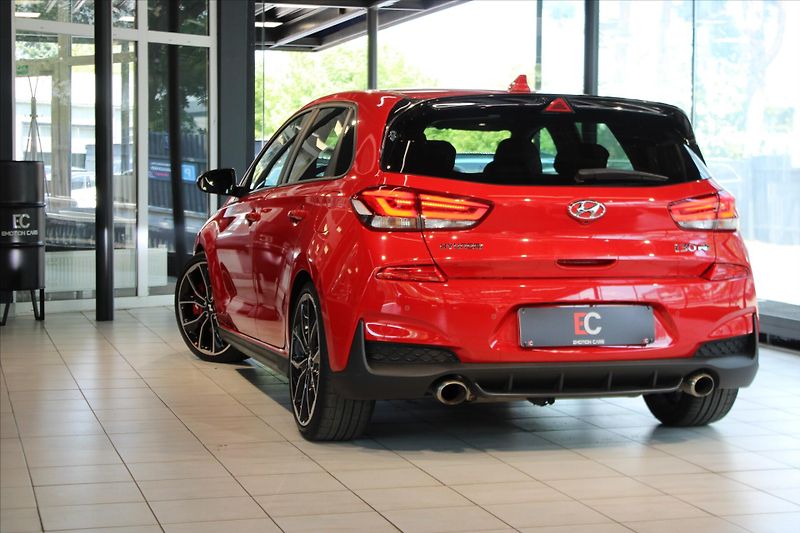 Hyundai i30 N Performance - fotka 36 z 40