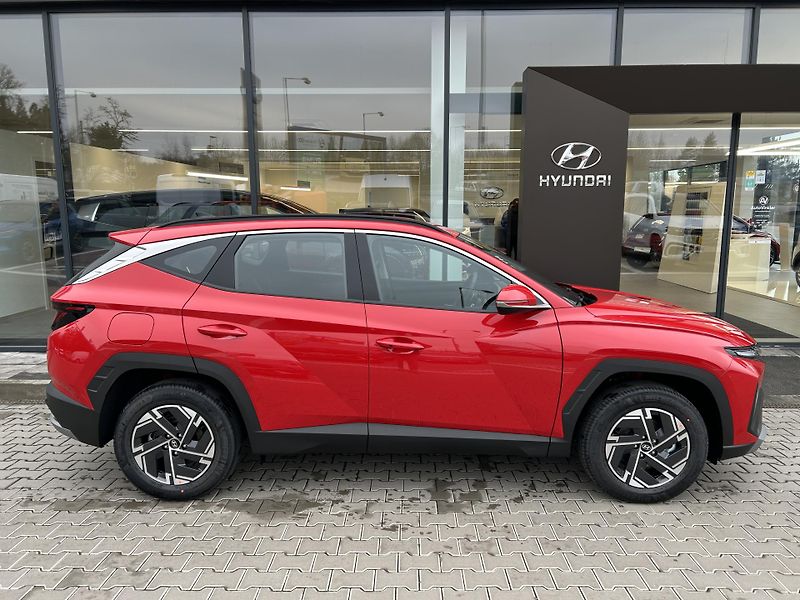 Hyundai Tucson 1,6 T-GDI PHEV 211kW SMART FL - fotka 3 z 34
