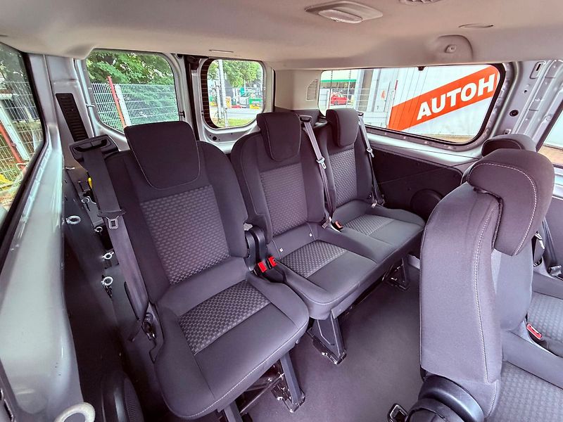 Ford Tourneo Custom 2.0 TDCi Trend, ČR, 1.Maj - fotka 14 z 29