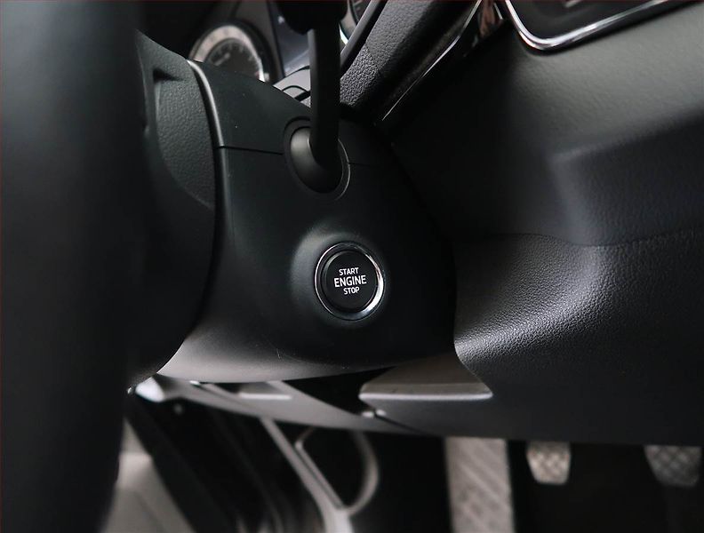 Škoda Karoq (2021) Style 2.0 TDI, Serv.kniha - fotka 22 z 25