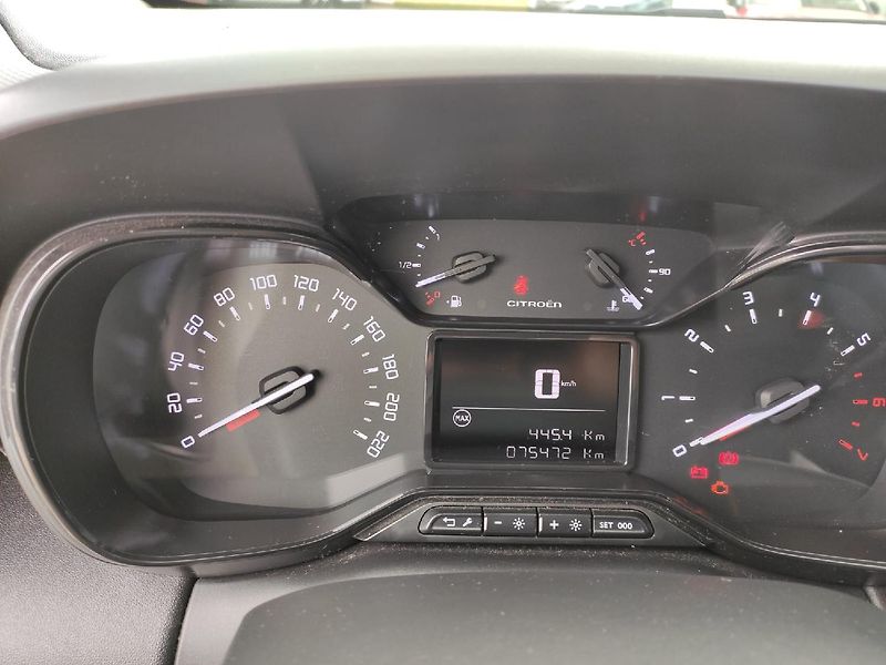 Citroën C3 Aircross (2022) 1.2 110k MAN6 záruka 1majitel - fotka 14 z 31