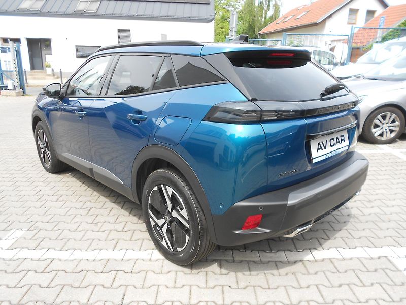 Peugeot 2008 ALLURE 1,2 AT8 adaptivní temp. - fotka 5 z 13
