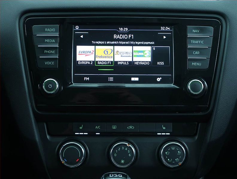 Škoda Octavia (2015) Ambition 1.6 TDI, Automat - fotka 12 z 17