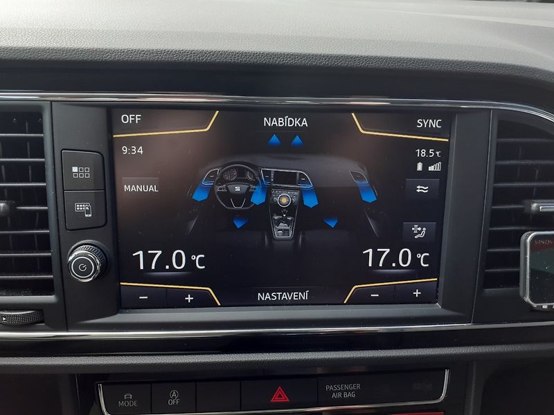 Seat Leon (2018) 1.4 TSi FR 110Kw - fotka 23 z 49